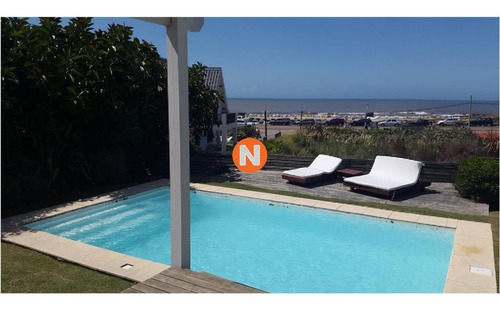 Casa En Venta Y Alquiler, Montoya, La Barra, 4 Dormitorios.- Ref: 209853