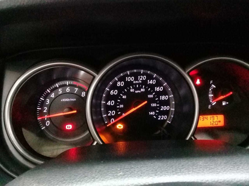 Nissan Tiida Sedan 1.8 Flex Completo