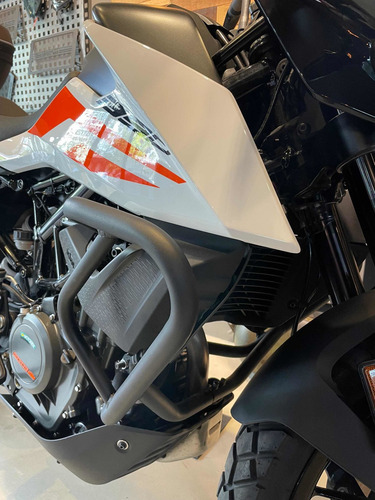 Imagen 4 de 5 de Defensa Ktm 390-250 Adventure Modelo Givi-