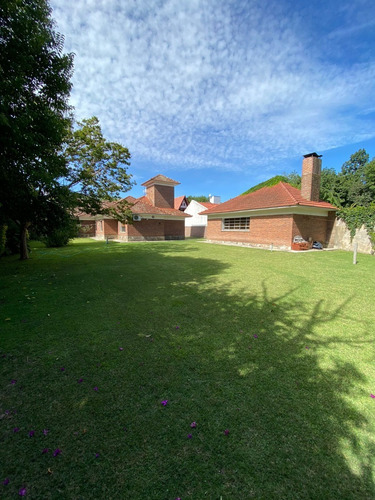 Imagen 18 de 20 de Chalet 5 Ambientes Con Espectacular Parque En Ezeiza