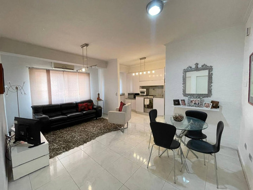 Apartamento En Alquiler. Residencias Tierra Encantada, Urb. Las Chimeneas Er