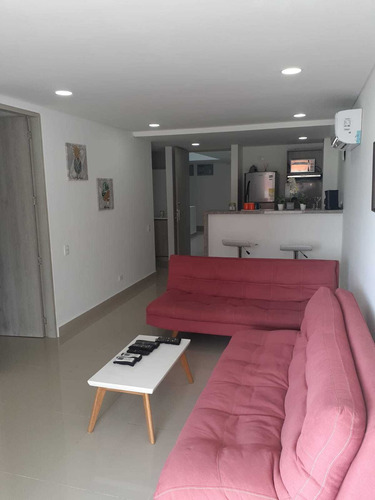 Imagen 2 de 13 de Crespo - Venta De Apartaestudio.