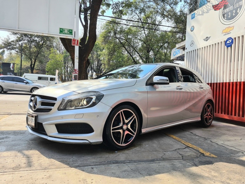 Imagen 1 de 15 de Mercedes-benz Clase A 2015 1.6 200 Cgi Sport S/techo At