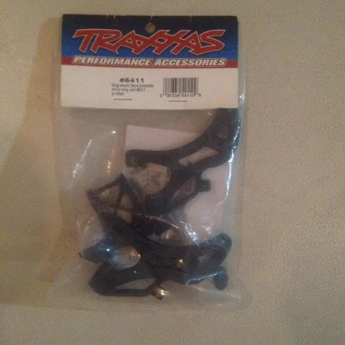 Traxxas Base Revo Wing #5411