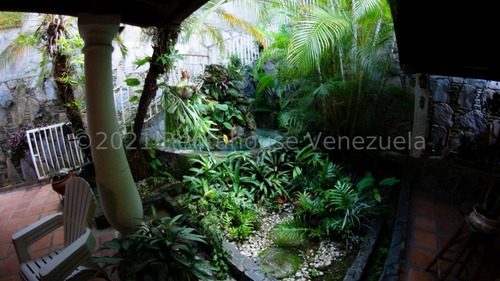 Casa En Venta 23-6179 En Urb Miranda