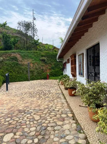 Finca En Venta En Hispania. Cod V4005
