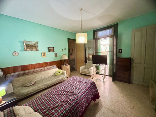 Venta/permuta Casa 5 Amb A Refac Caseros Centro
