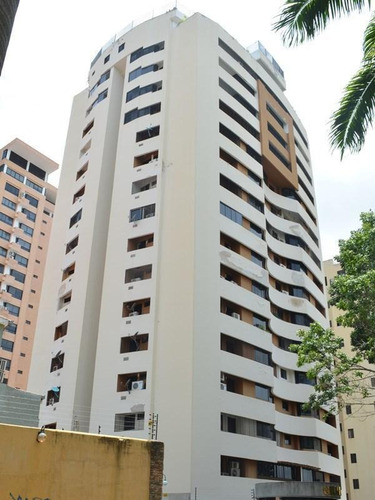Imagen 26 de 26 de Leal Pérez Vende Penthouse Duplex En El Parral, Res Gilma
