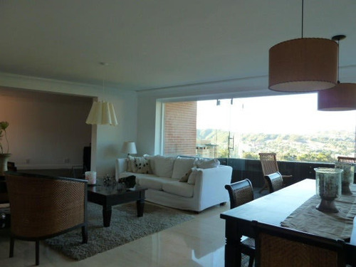 Apartamento En Venta Lomas Del Club Hipico Mls #26-174