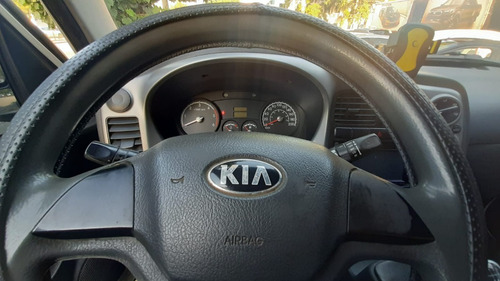 Imagem 7 de 10 de Kia Bongo - 2017/2018 2.5