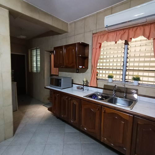 Casa En Venta Trigal Norte. Una Planta Calle Semi Cerrada.hg