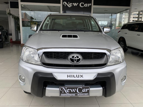 Imagem 2 de 15 de Hilux Cd Srv D4-d 4x4 3.0 Tdi Diesel Aut