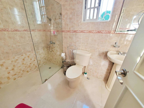 Imagen 16 de 21 de Casa En Venta En Altos De Arroyo Hondo 3