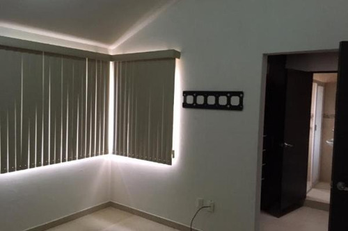 Casa En Venta En C. Miguel Hidalgo 57, Granjas Lomas De Guadalupe, 54767 Cuautitlán Izcalli Ajrj