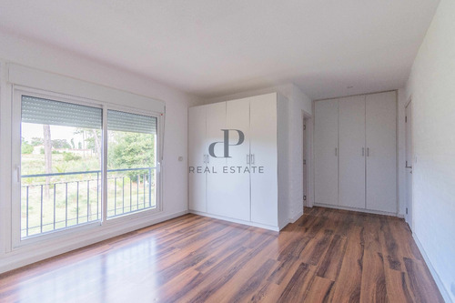 Apartamento En Alquiler De 2 Dormitorios Con Jardín Exclusivo