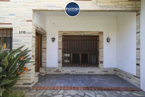 Imagen 4 de 26 de Venta Urgente Ph Tipo Casa En Pb. Con Jardín Y Cochera!!!
