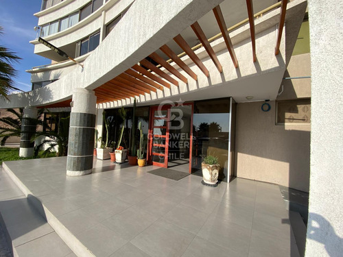 Hermoso Departamento Con Vista Al Mar, Sector Sur.