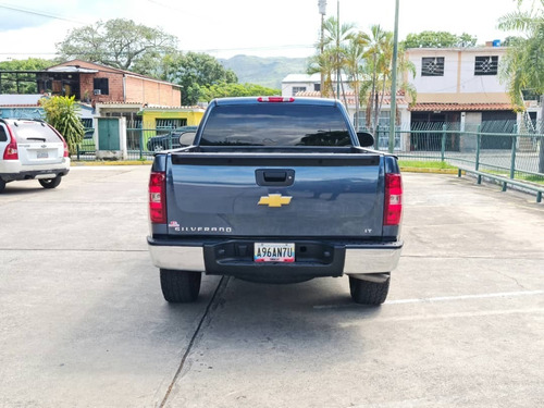 Imagen 5 de 14 de Chevrolet Silverado Lt