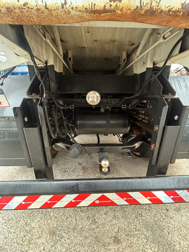 Mb 2426 Caçamba Fachinni 12 Mts