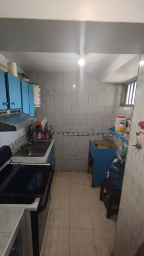 Imagen 12 de 30 de Ha Apartamento En Venta De 2 Habitaciones Diagonal Al Cc Caribean Plaza Valencia