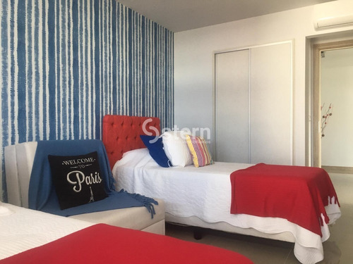 Imagen 10 de 15 de Venta Apartamento 2 Dormitorios, Playa Brava, Punta Del Este