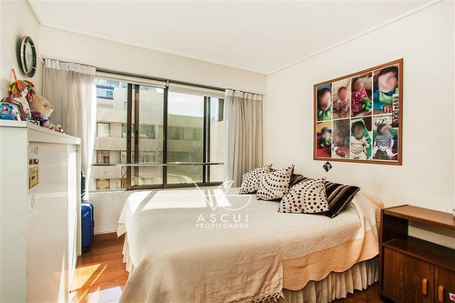 Departamento En Venta De 4 Dorm. En Providencia