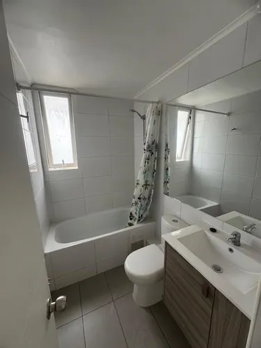 Departamento En Arriendo De 1 Dorm. En Independencia