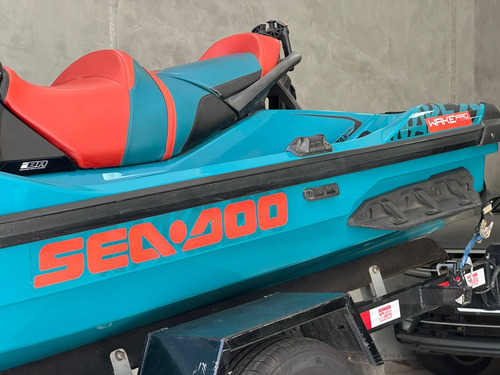 Sea Doo 230 Wake Pro