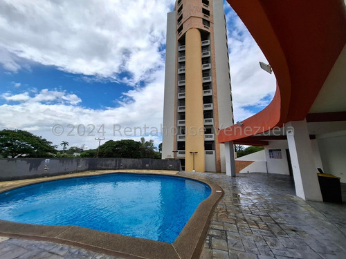 Apartamento En Venta San Jacinto Maracay 24-28825 Yb