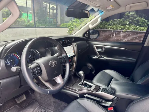 Toyota Fortuner 2.4 Diésel Srv 4X2