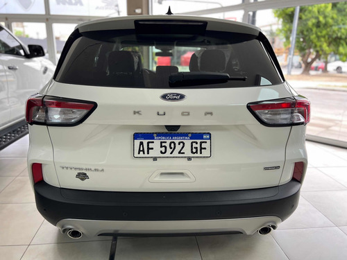 Imagen 20 de 25 de Ford Kuga Hibrida - Automotores Rosales