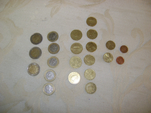 22 Monedas Euros 1c, 10 C, 20 C, 50 C , 1 Euro Y 2 Euros
