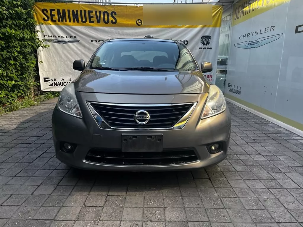 Nissan Versa 1.6 Advance Mt