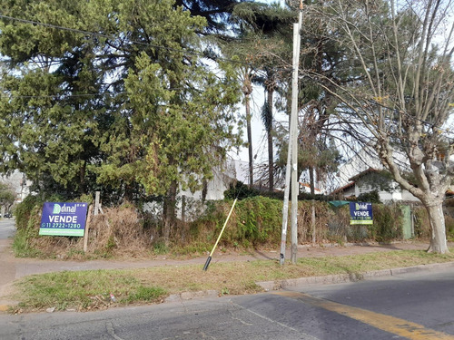 Terreno En Venta En Villa Ballester