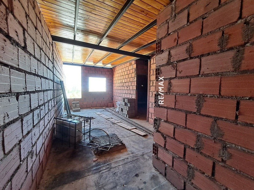 Casa Urbanizacion La Arboleda, Con Anexo Independiente En Obra Gris, Porlamar, Isla De Margarita, Nueva Esparta