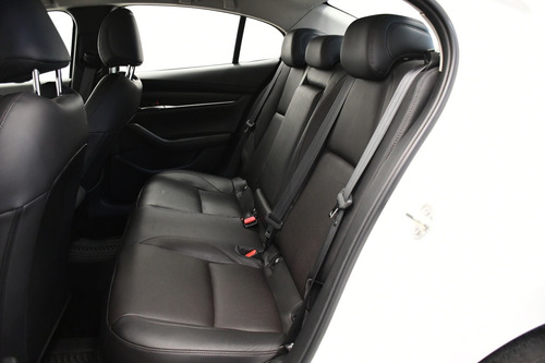 Imagen 12 de 15 de Mazda Mazda 3 2020 2.5 I Grand Touring Sedan At