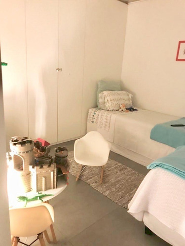 Imagen 4 de 10 de Apartamento En Venta De 2 Dormitorios C/ Cochera En Playa Mansa