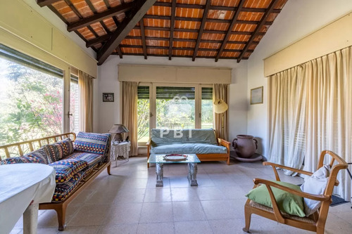Casa De 3 Dormitorios Y Servicio En Solana, Punta Ballena - Ref : Pbi12665