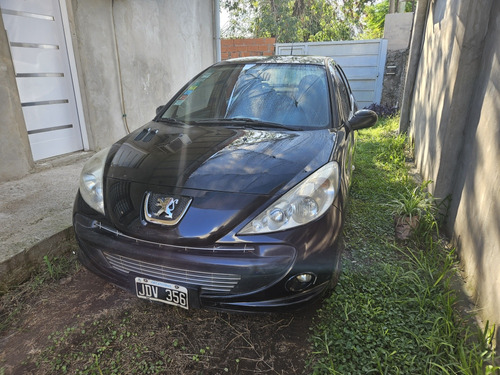 Peugeot 207 1.4 Sedan Xs