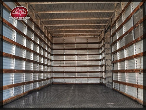 Imagem 5 de 15 de Vw Delivery 10.160 Drc 4x2 Com Baú 2018