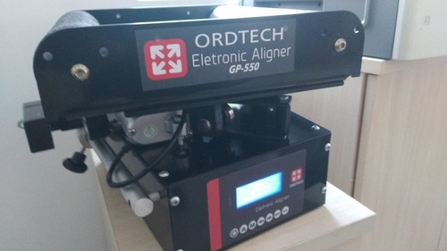 Alinhador De Bordas Eletrônico Mesa Pivotante 200 A 450mm