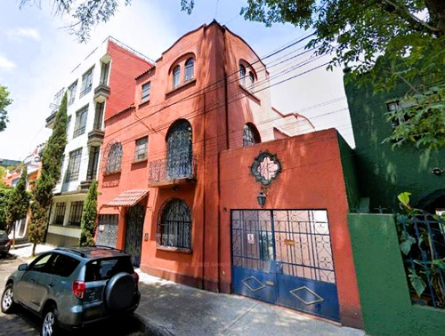 Casa En Remate En Colonia Condesa De 3 Pisos Vm