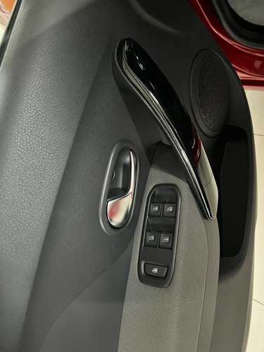 Imagen 16 de 21 de Renault Sandero Life + 2023 Cv