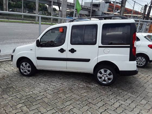 Imagem 8 de 9 de Fiat Doblò 1.8 Mpi Essence 7l 16v Flex 4p Manual