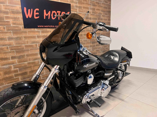 Harley Davidson Dyna Super Glide Custom 2011