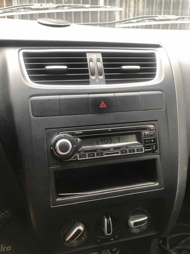 Volkswagen Fox 1.6 Comfortline Pack 2010