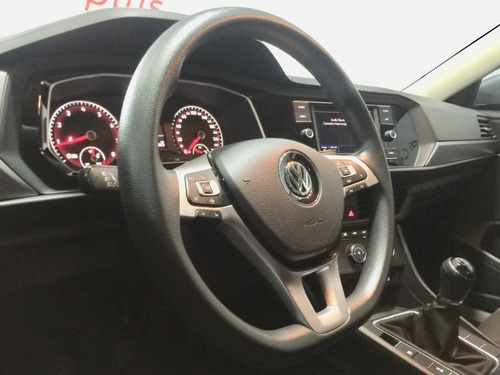 Imagen 9 de 15 de V.w. Jetta A7 Trendline 1.4tfsi 150hp 6 Vel.manual Ra16 2020