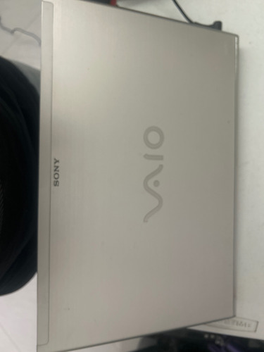 Laptop Sony Vaio Gris (Usado)