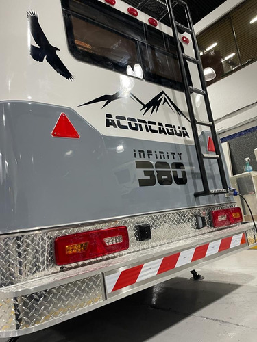 Imagen 3 de 25 de Aconcagua