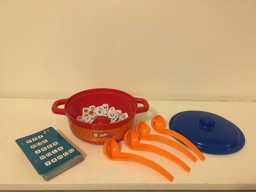 Imagen 2 de 4 de Sopa De Letras Boggle, Juguete Educativo - Interactivo